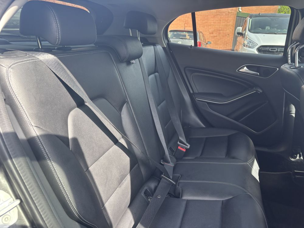 Mercedes Benz GLA