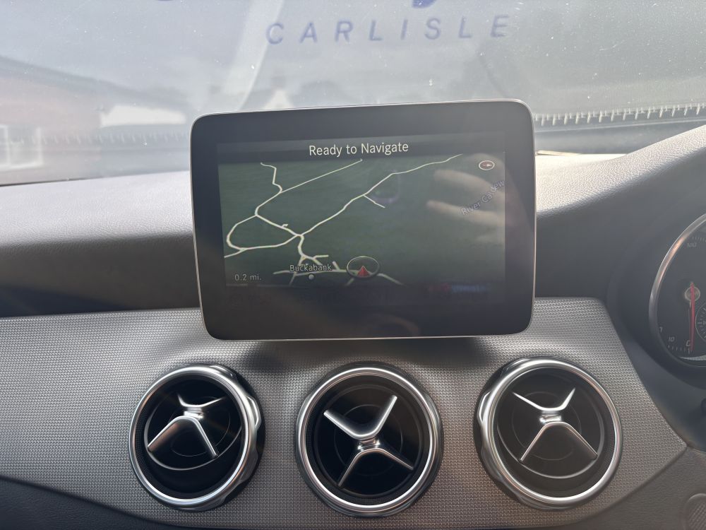 Mercedes Benz GLA