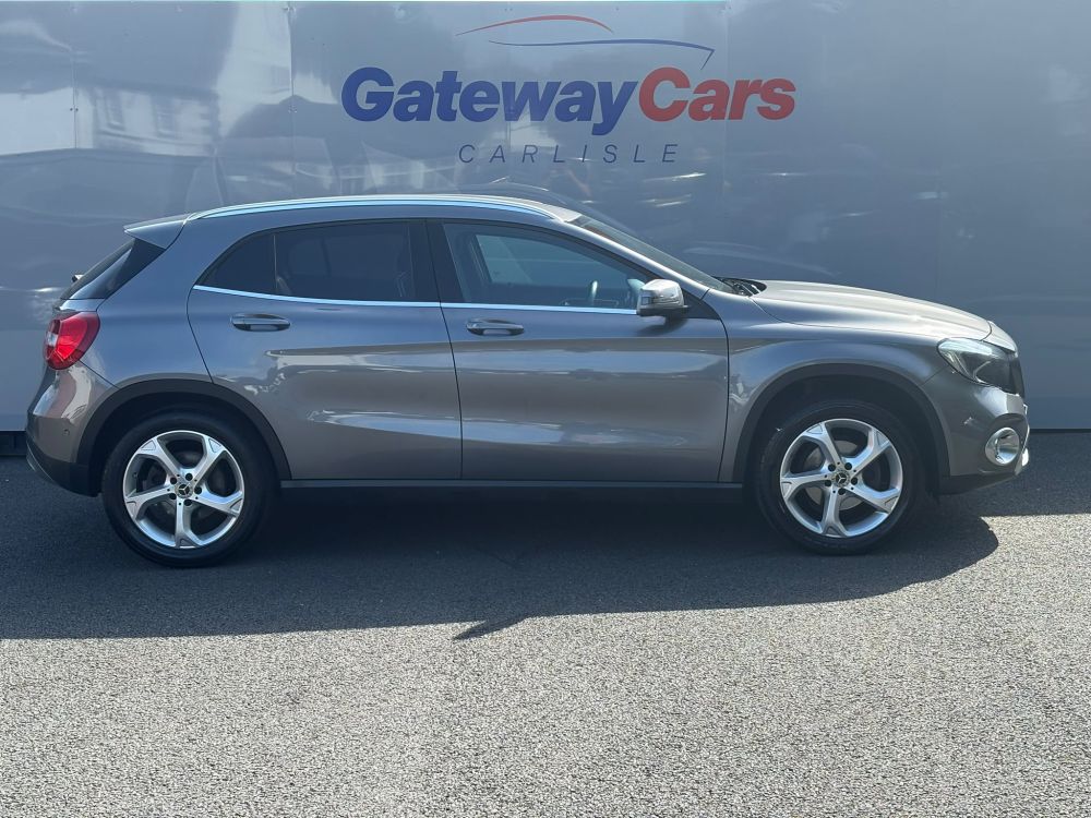 Mercedes Benz GLA