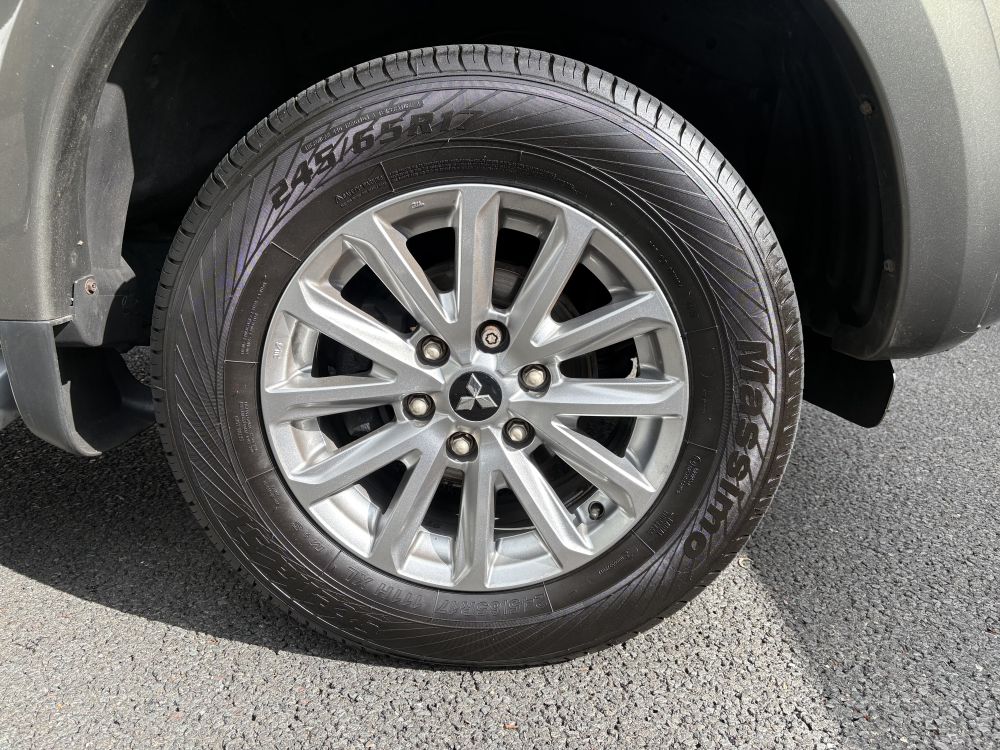 Mitsubishi L200
