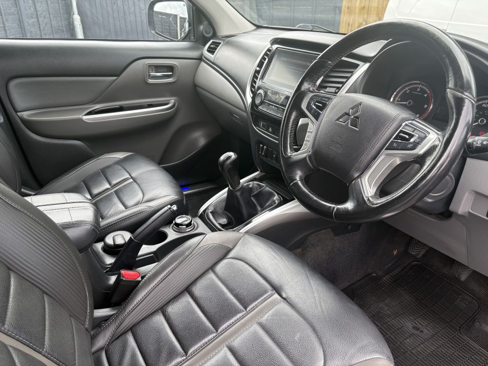 Mitsubishi L200
