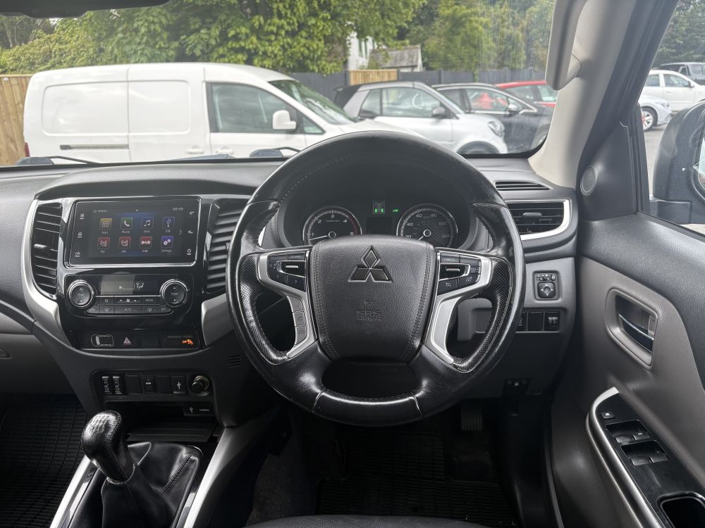 Mitsubishi L200