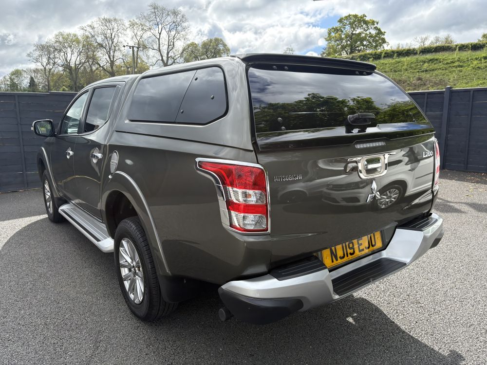 Mitsubishi L200