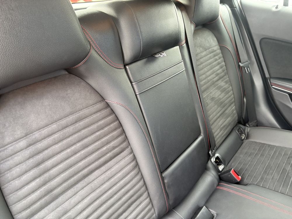 Mercedes Benz GLA 250