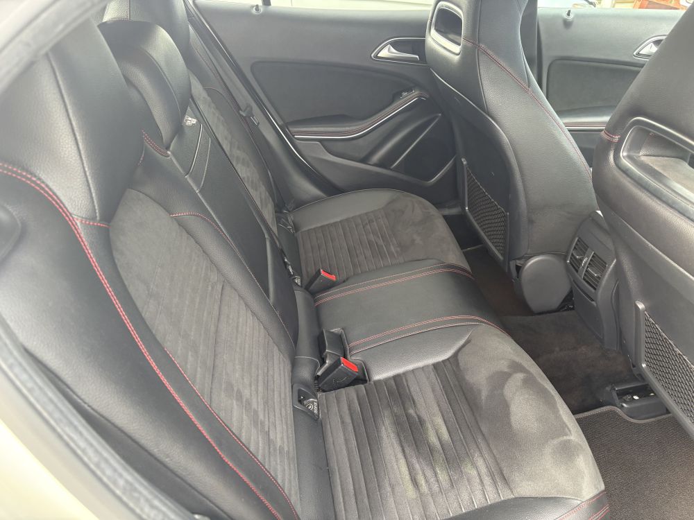 Mercedes Benz GLA 250