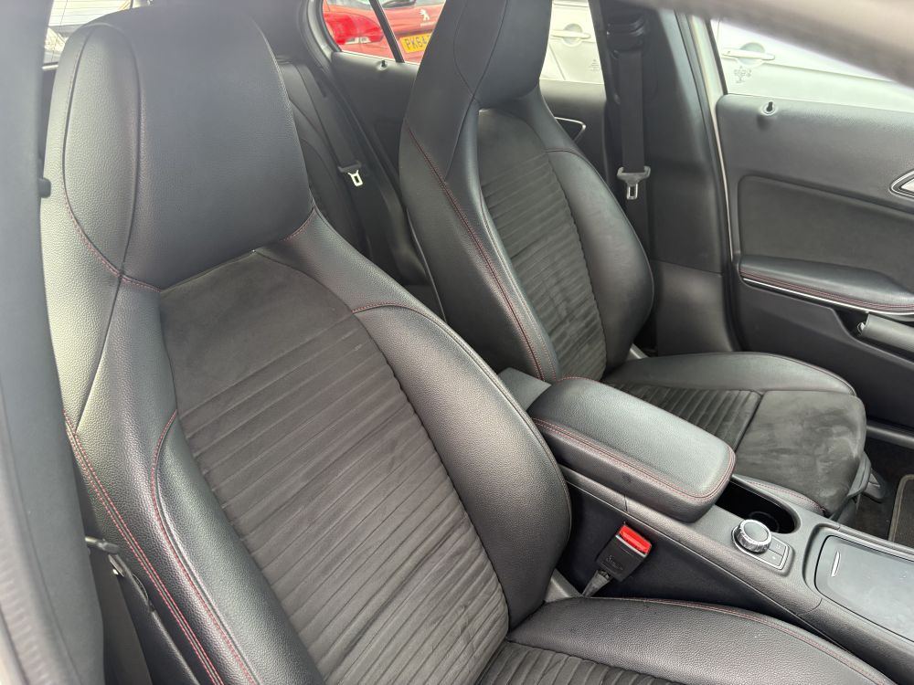 Mercedes Benz GLA 250