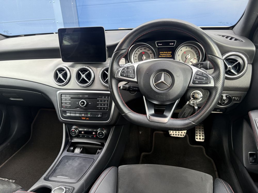 Mercedes Benz GLA 250