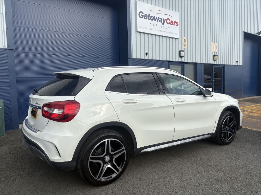 Mercedes Benz GLA 250