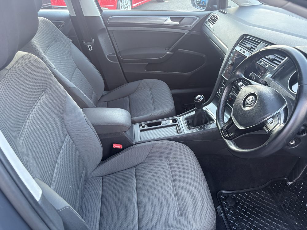 VW Golf