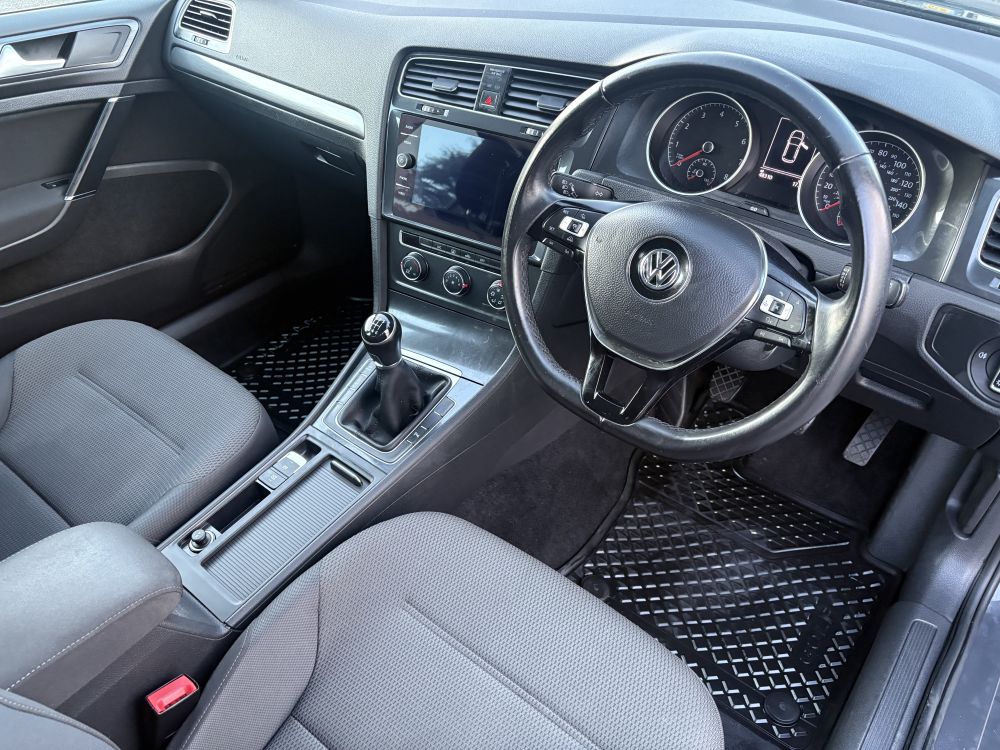 VW Golf