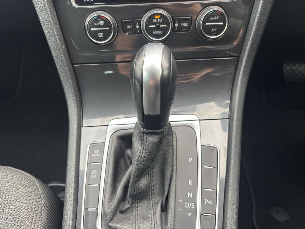 VW Golf