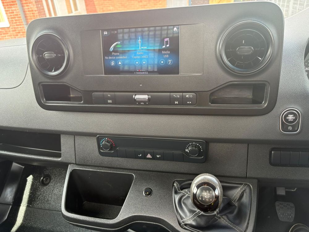 Mercedes Benz Sprinter
