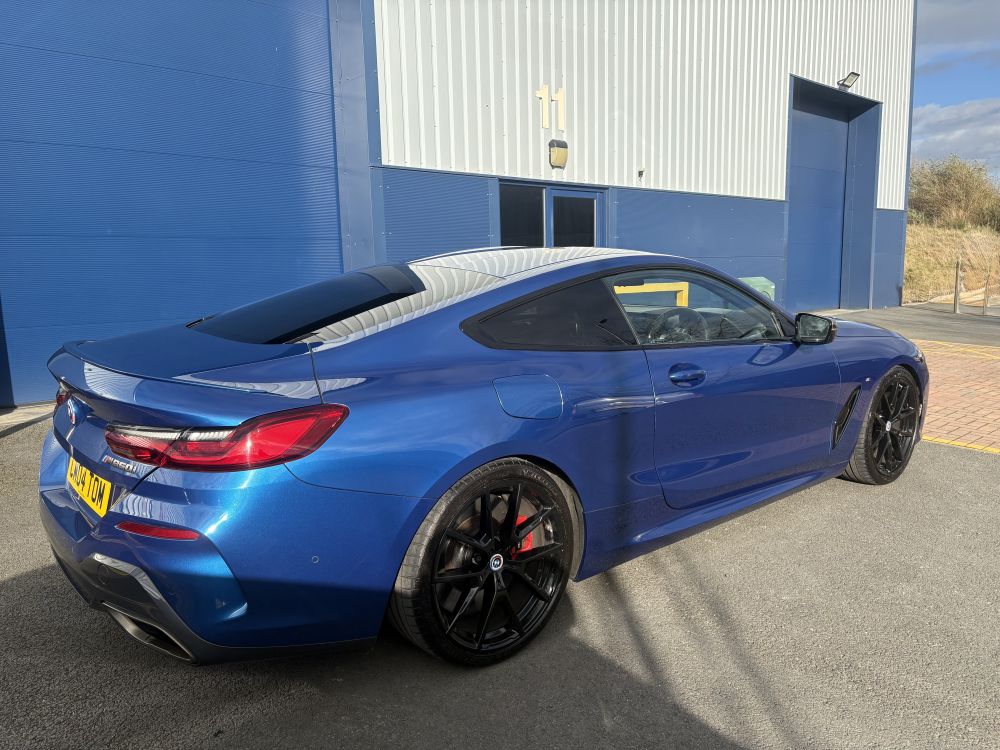 BMW M850i